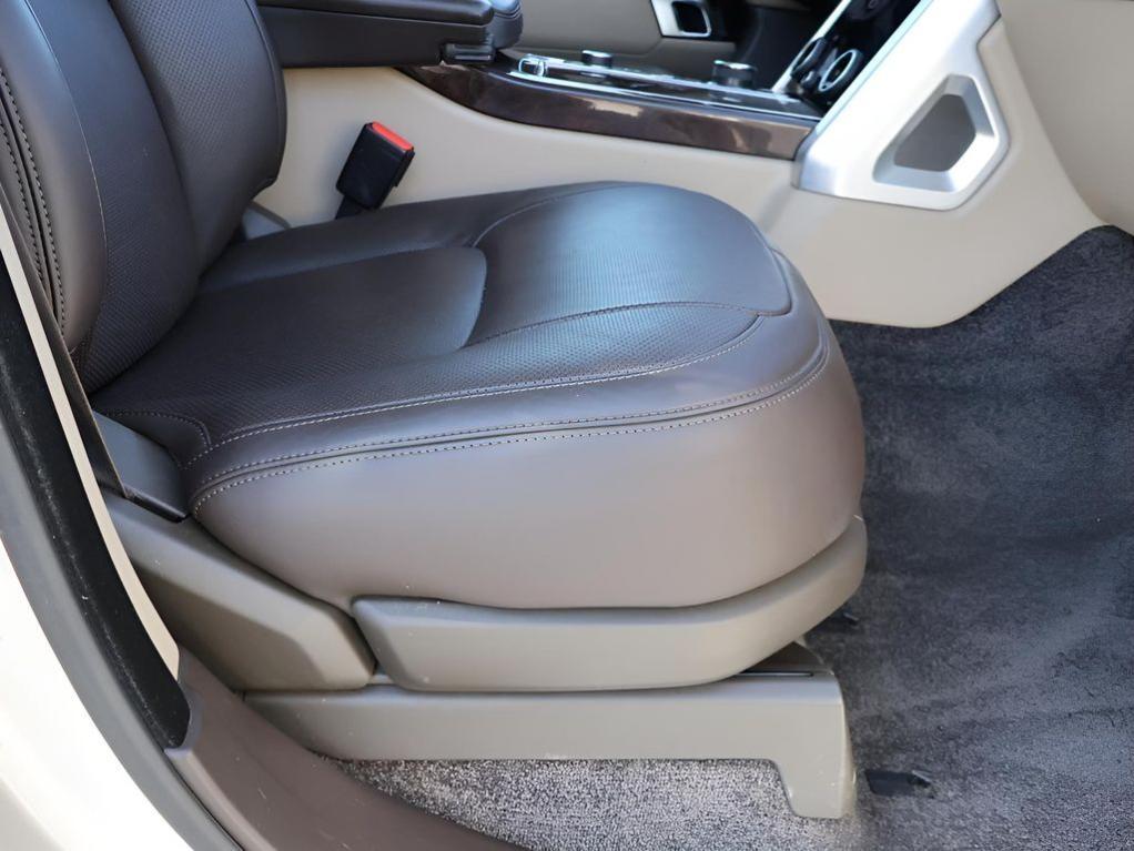 used 2020 Land Rover Range Rover car, priced at $30,977