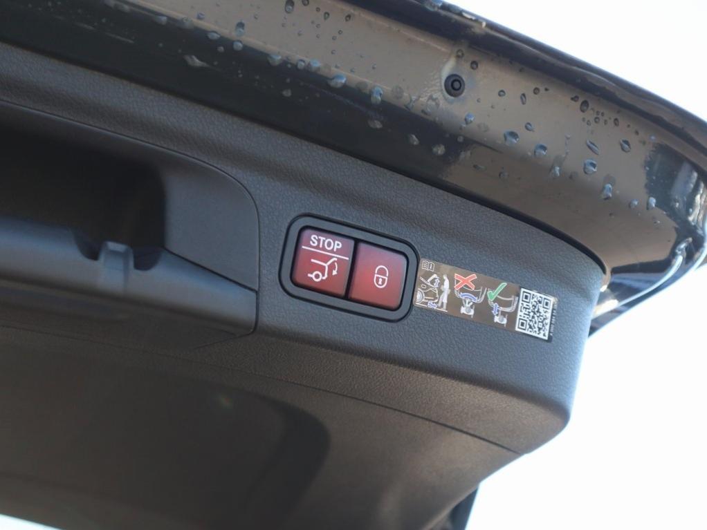 new 2026 Mercedes-Benz GLE 350 car, priced at $73,200