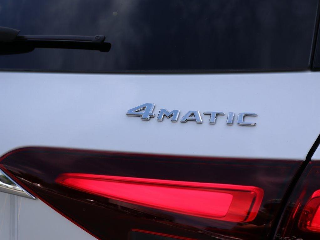 new 2026 Mercedes-Benz GLE 450 car, priced at $81,825