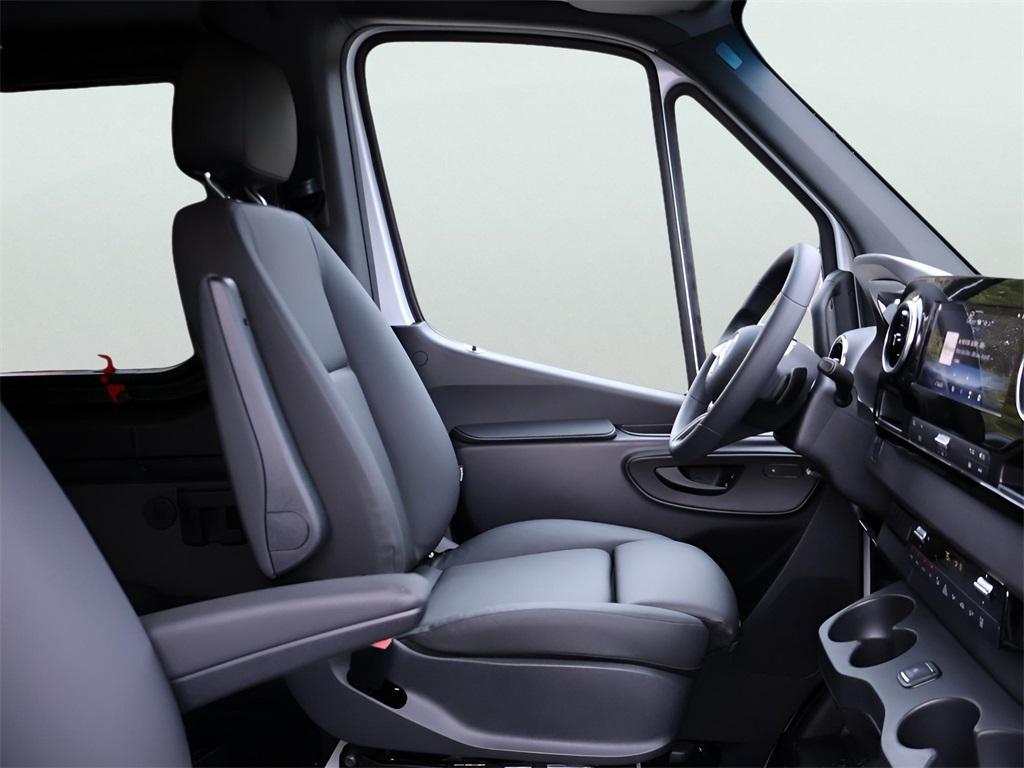 new 2025 Mercedes-Benz Sprinter 2500 car, priced at $77,299
