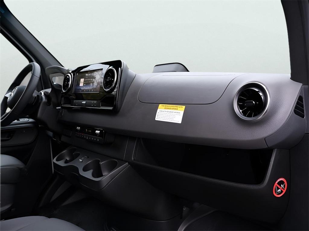 new 2025 Mercedes-Benz Sprinter 2500 car, priced at $77,299