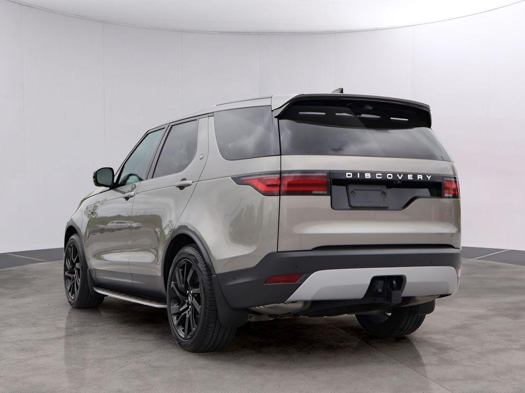 used 2025 Land Rover Discovery car, priced at $54,477