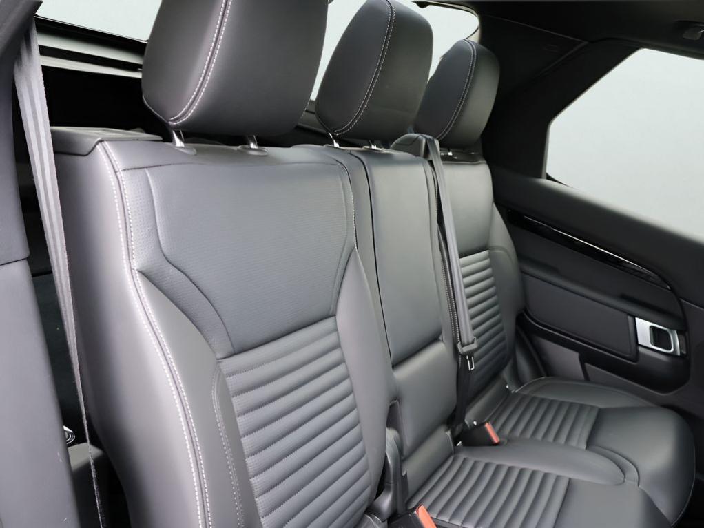 used 2025 Land Rover Discovery car, priced at $54,477