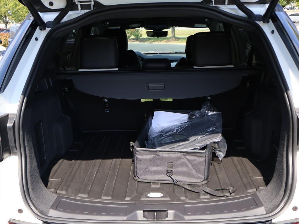 new 2026 Land Rover Discovery Sport car, priced at $57,436
