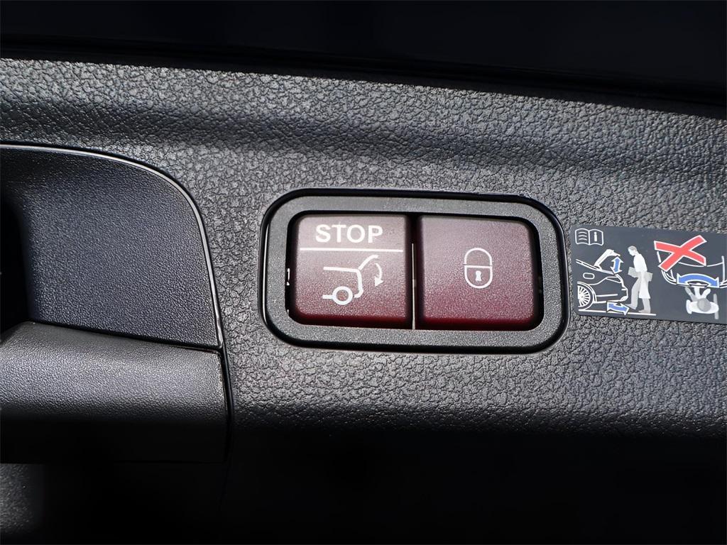 new 2026 Mercedes-Benz AMG GLE 63 car, priced at $140,435