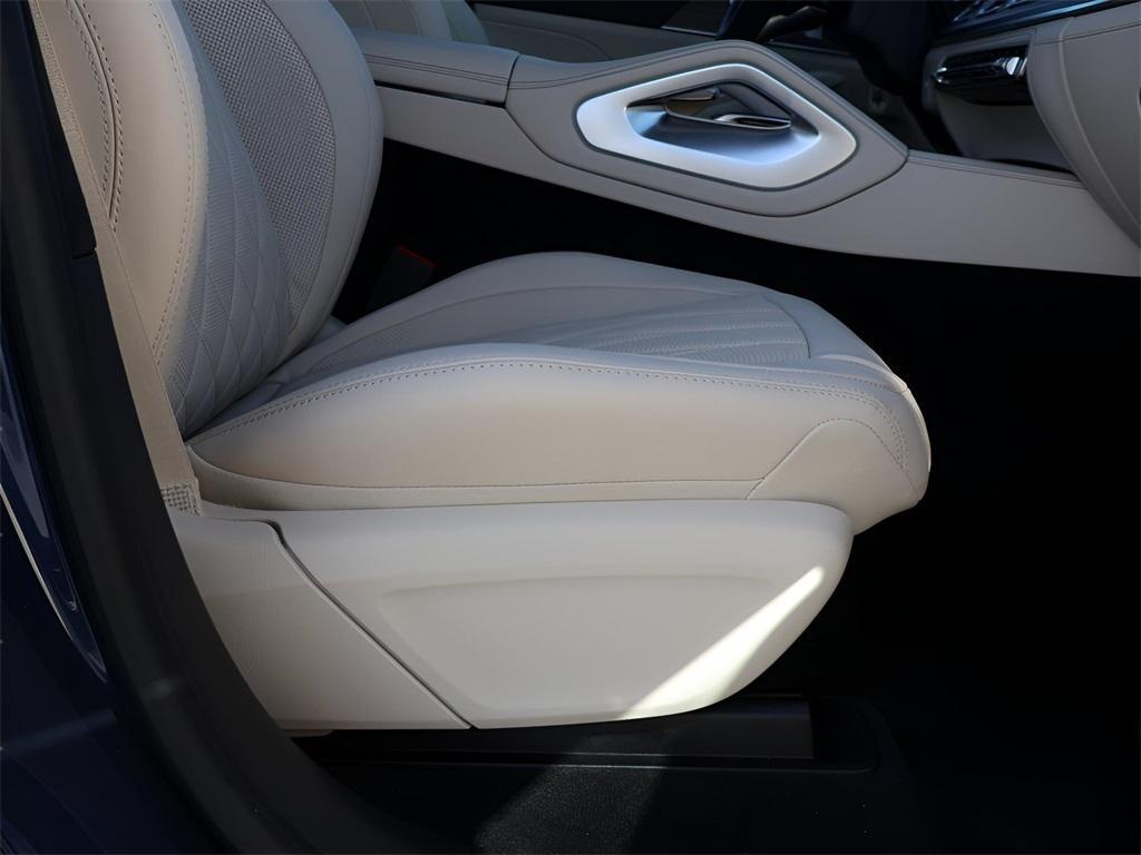 new 2026 Mercedes-Benz AMG GLE 63 car, priced at $140,435