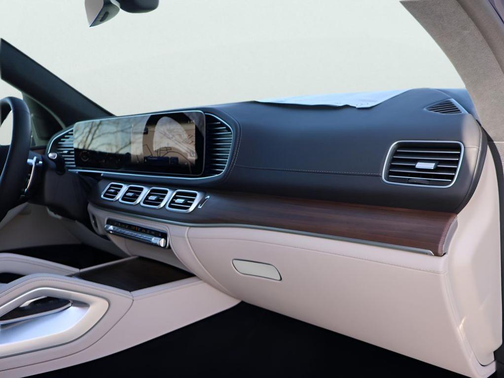 new 2026 Mercedes-Benz AMG GLE 63 car, priced at $140,435