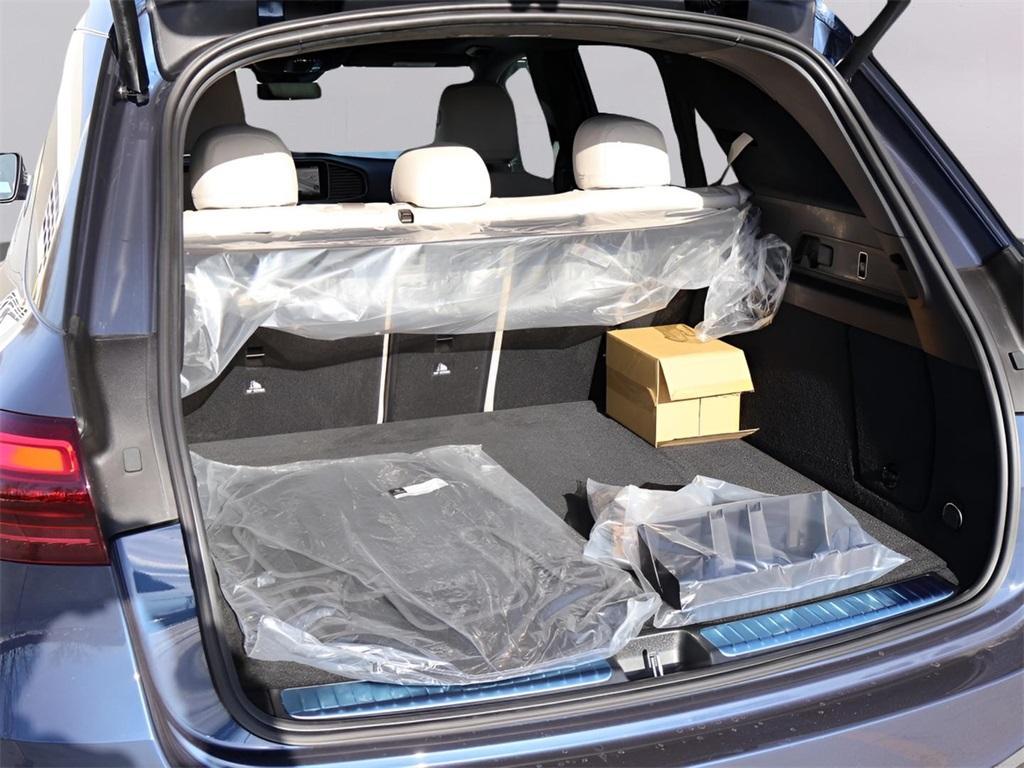 new 2026 Mercedes-Benz AMG GLE 63 car, priced at $140,435