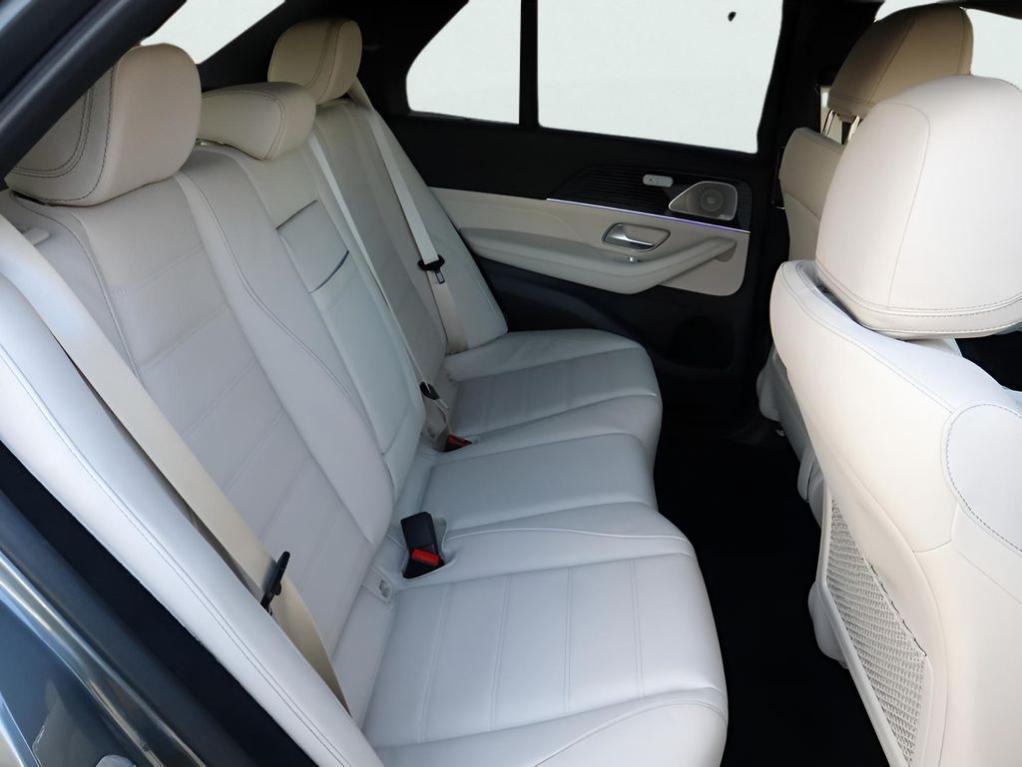 new 2026 Mercedes-Benz GLE 580 car, priced at $104,095