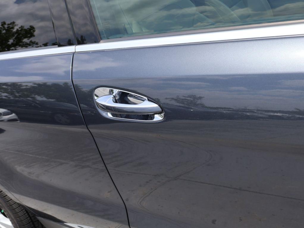 used 2013 Mercedes-Benz M-Class car, priced at $16,167