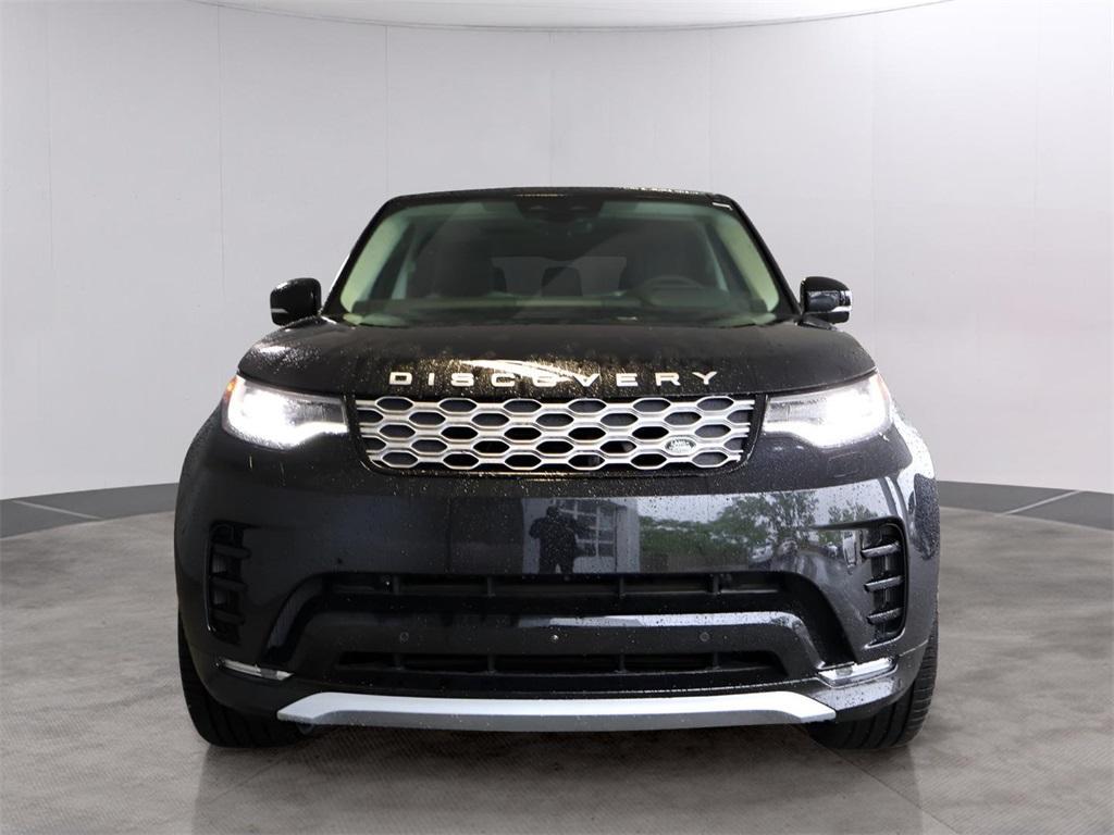 new 2025 Land Rover Discovery car, priced at $84,888