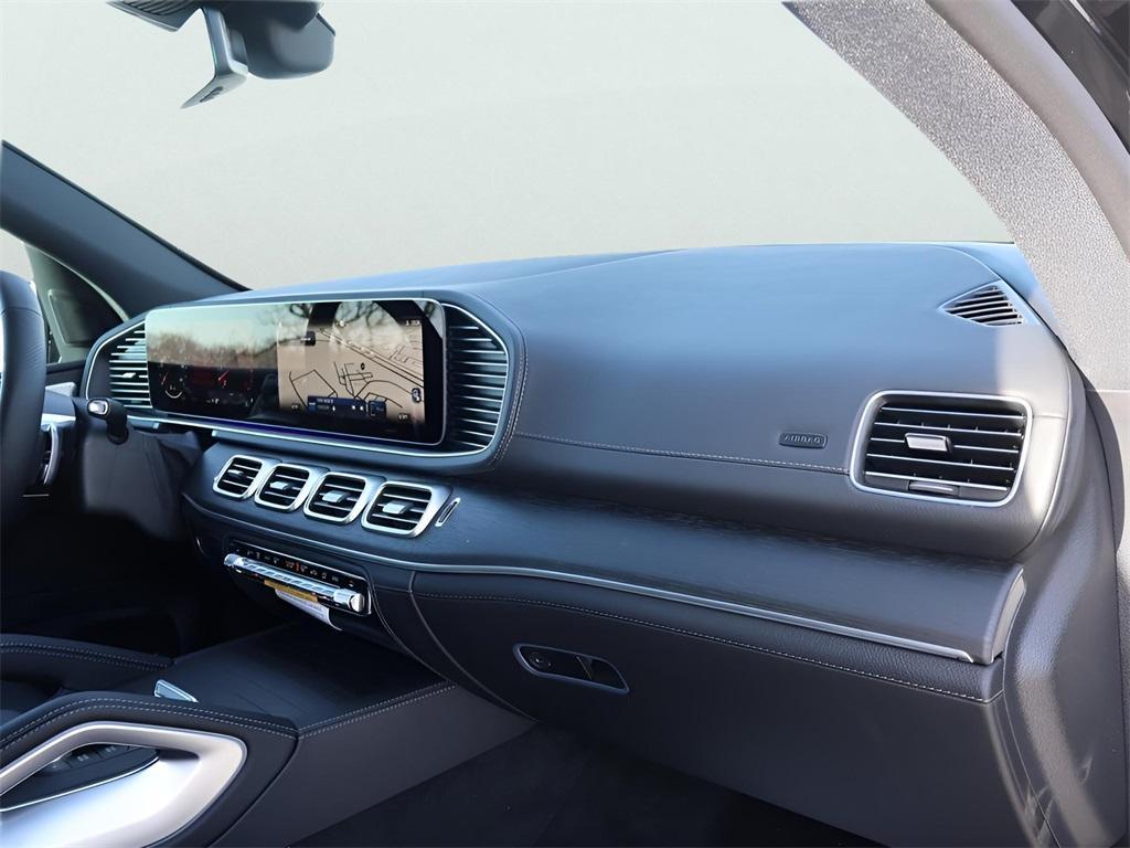 new 2026 Mercedes-Benz GLS 450 car, priced at $101,485