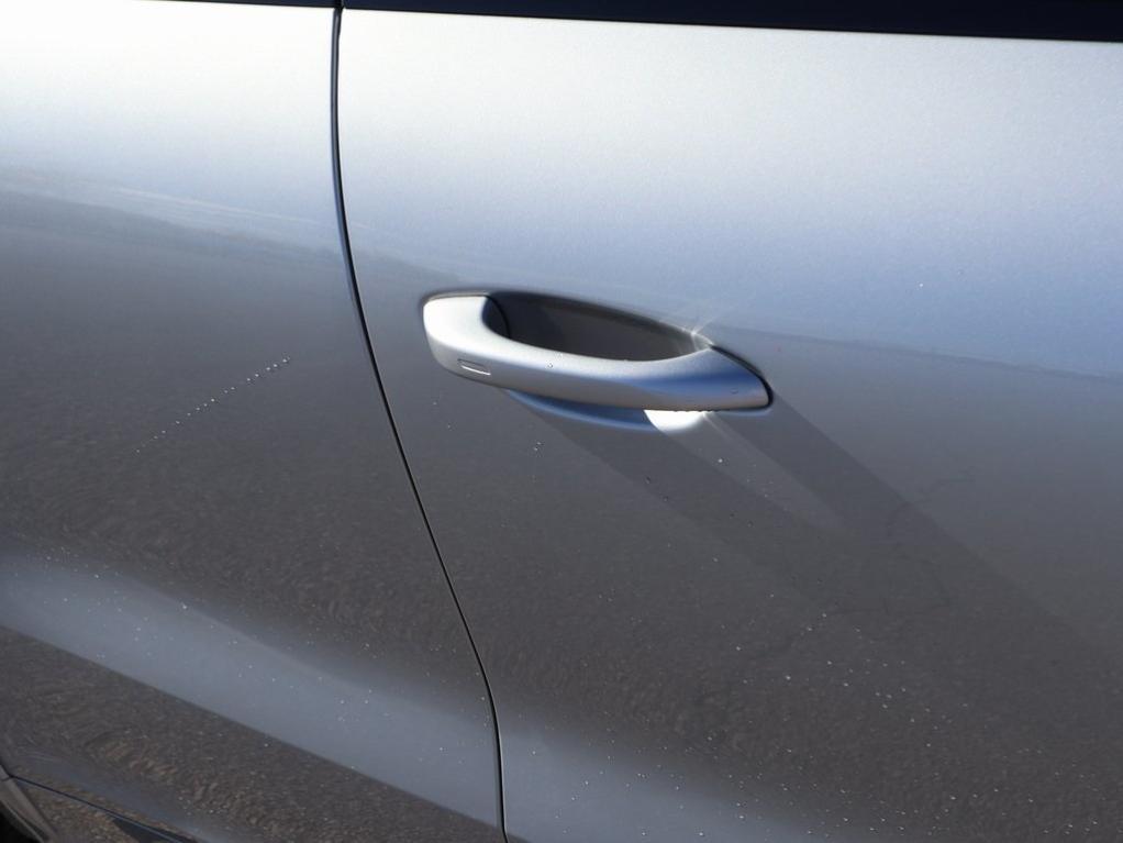 used 2023 Porsche Cayenne car, priced at $91,977