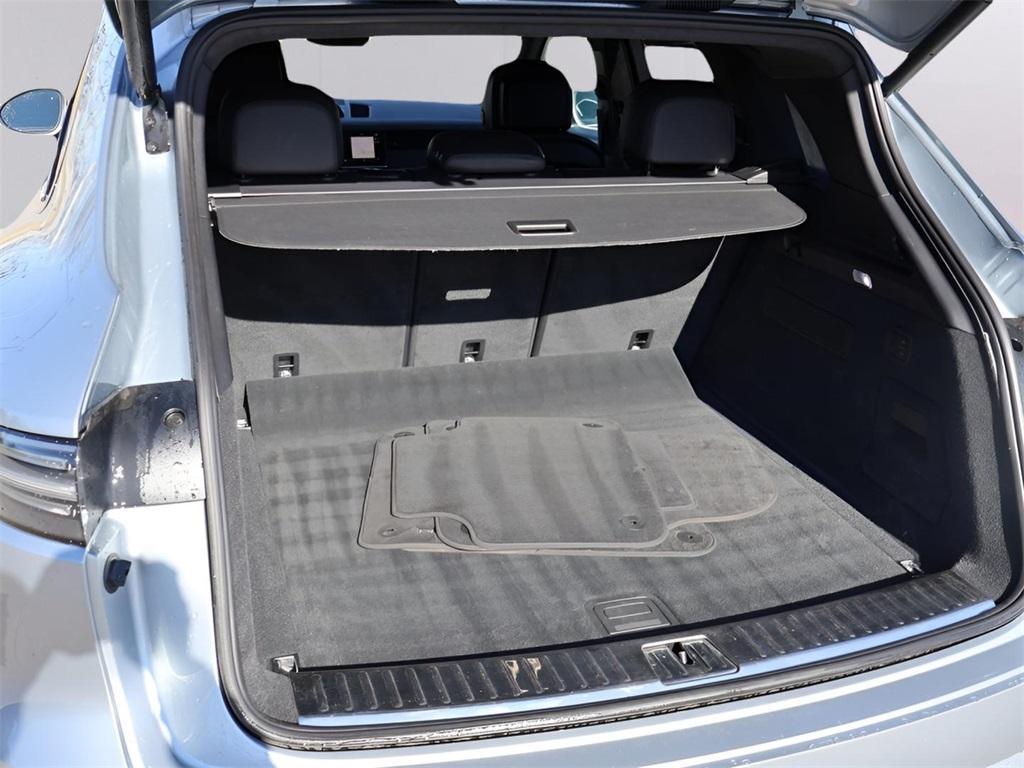 used 2023 Porsche Cayenne car, priced at $91,977
