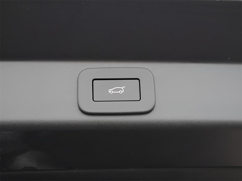 new 2026 Land Rover Range Rover Sport car, priced at $111,315