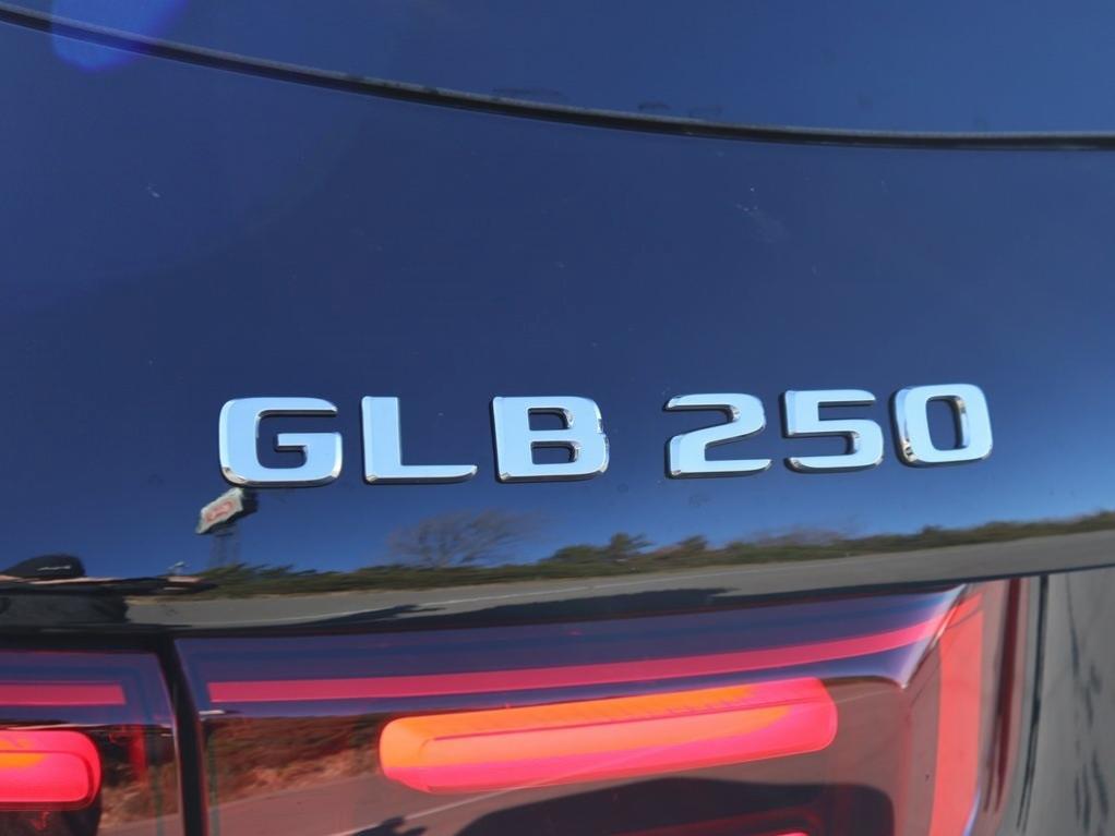new 2026 Mercedes-Benz GLB 250 car, priced at $52,835