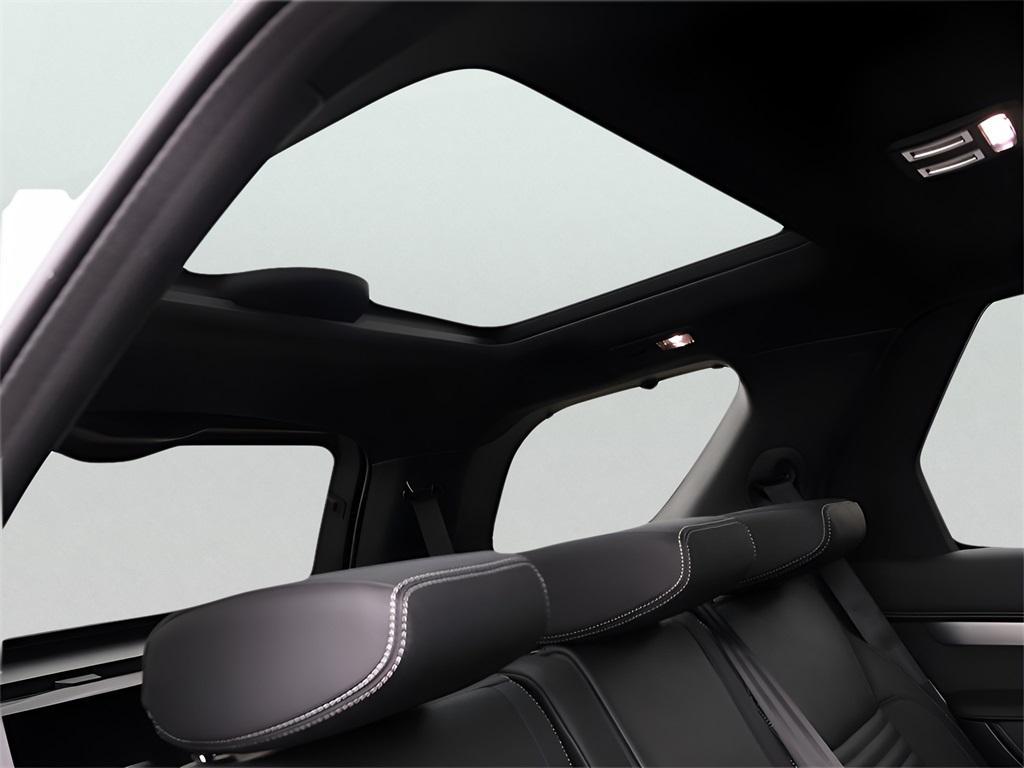 used 2025 Land Rover Discovery car, priced at $66,977