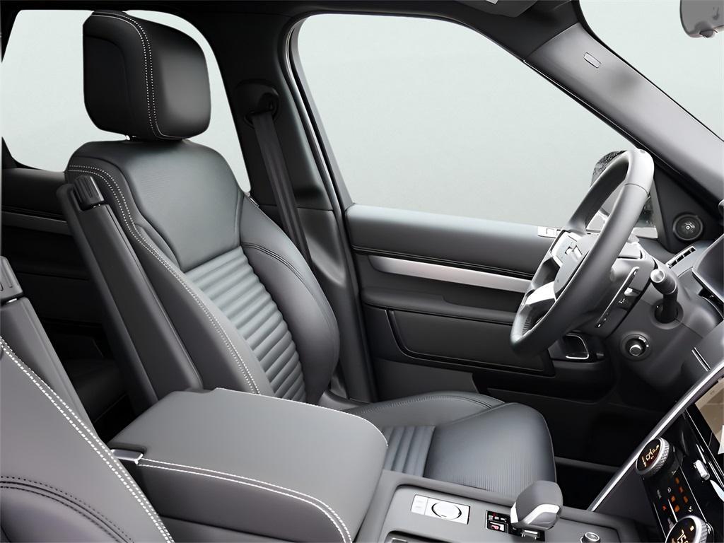 used 2025 Land Rover Discovery car, priced at $66,977
