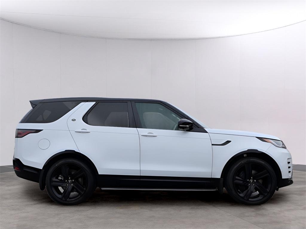 used 2025 Land Rover Discovery car, priced at $66,977