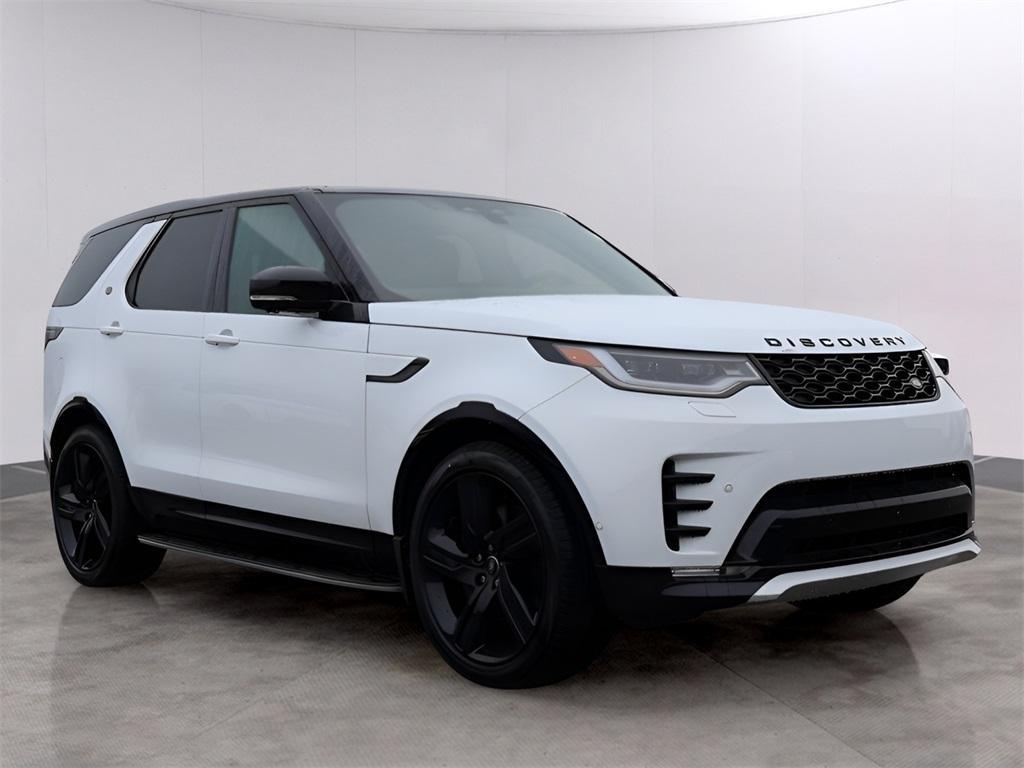 used 2025 Land Rover Discovery car, priced at $66,977
