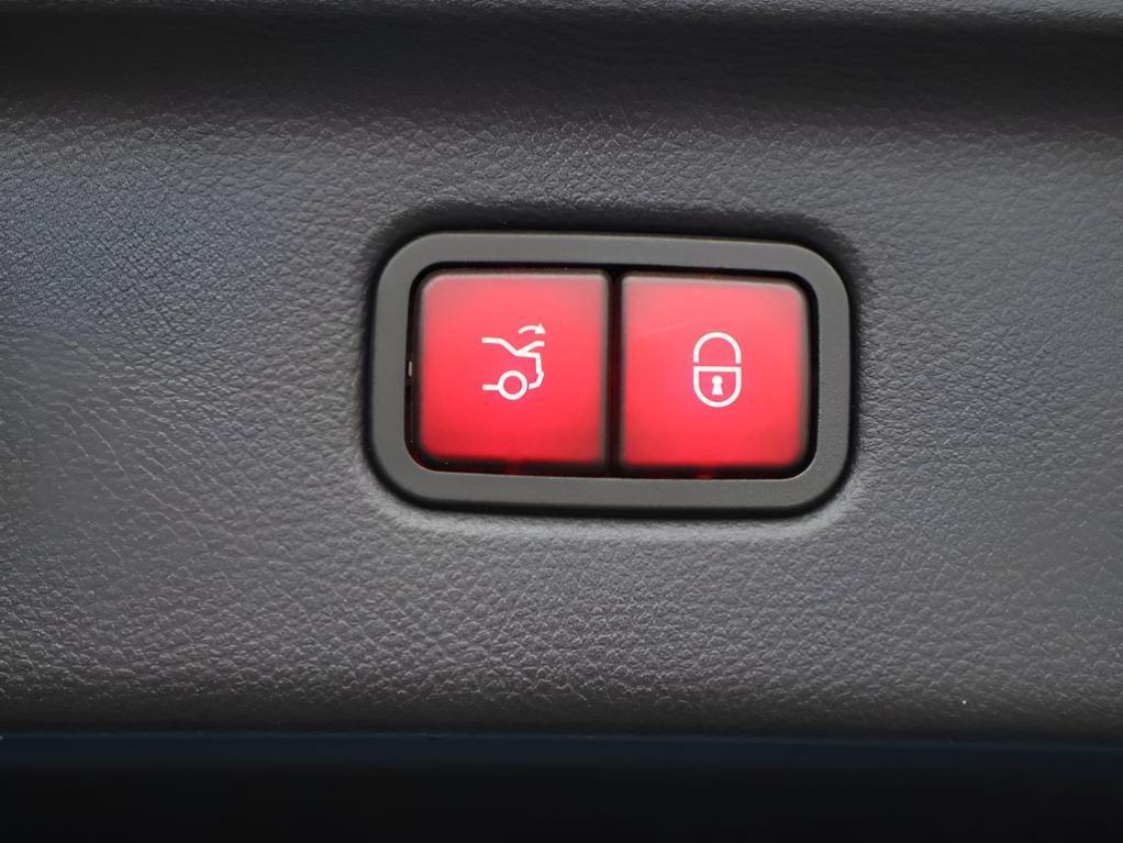 used 2022 Mercedes-Benz S-Class car, priced at $70,581