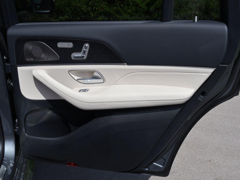 new 2026 Mercedes-Benz GLS 450 car, priced at $99,600