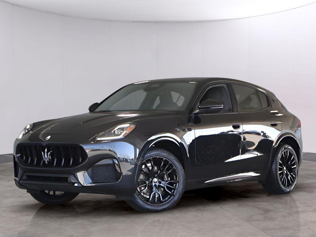 used 2025 Maserati Grecale car, priced at $62,577