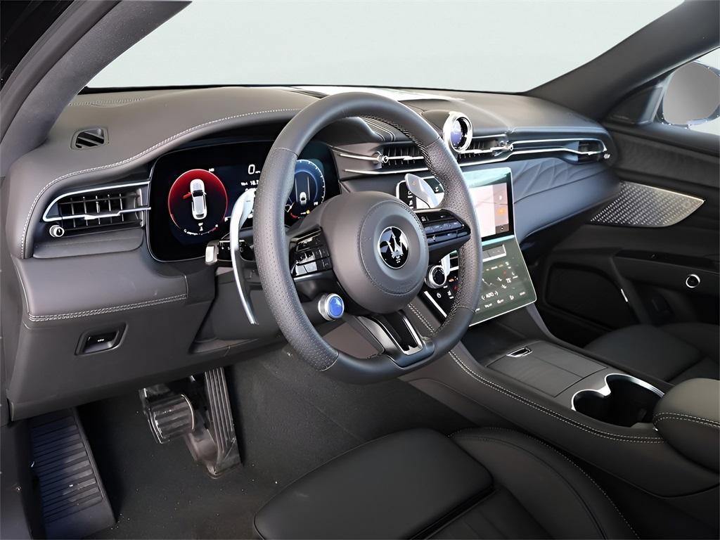 new 2025 Maserati Grecale car, priced at $80,900