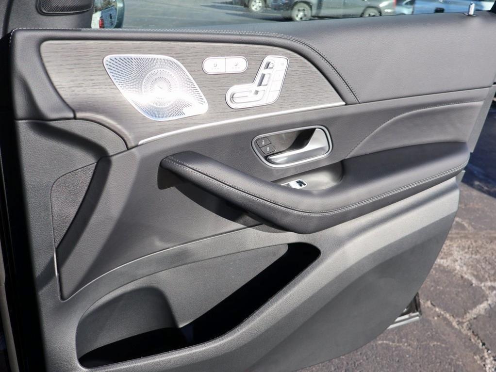 new 2026 Mercedes-Benz GLE 450 car, priced at $88,740