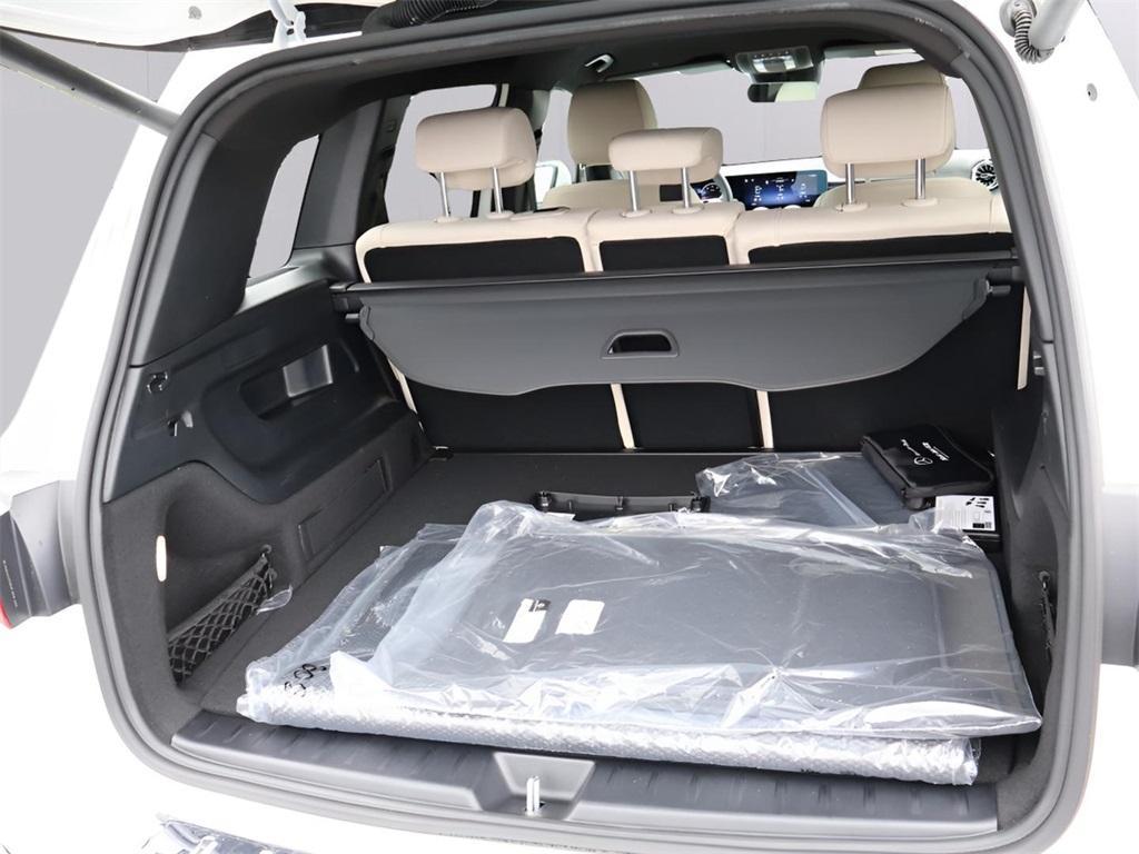 new 2025 Mercedes-Benz GLB 250 car, priced at $49,595