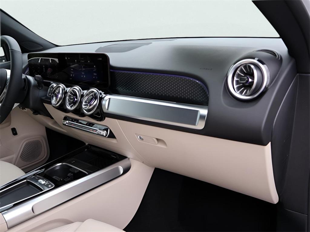 new 2025 Mercedes-Benz GLB 250 car, priced at $49,595