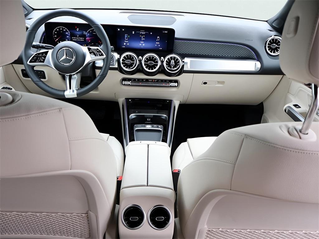 new 2025 Mercedes-Benz GLB 250 car, priced at $49,595
