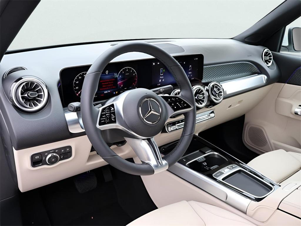 new 2025 Mercedes-Benz GLB 250 car, priced at $49,595