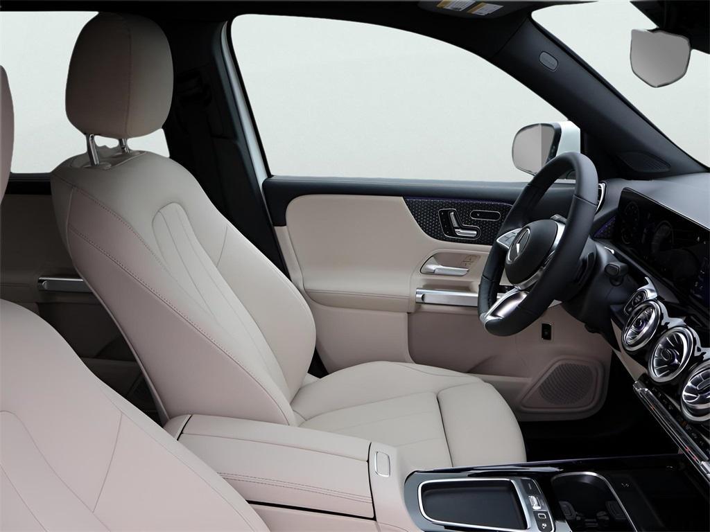 new 2025 Mercedes-Benz GLB 250 car, priced at $49,595