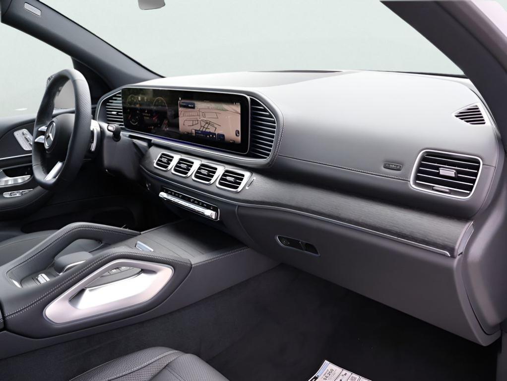 new 2026 Mercedes-Benz GLS 450 car, priced at $98,025