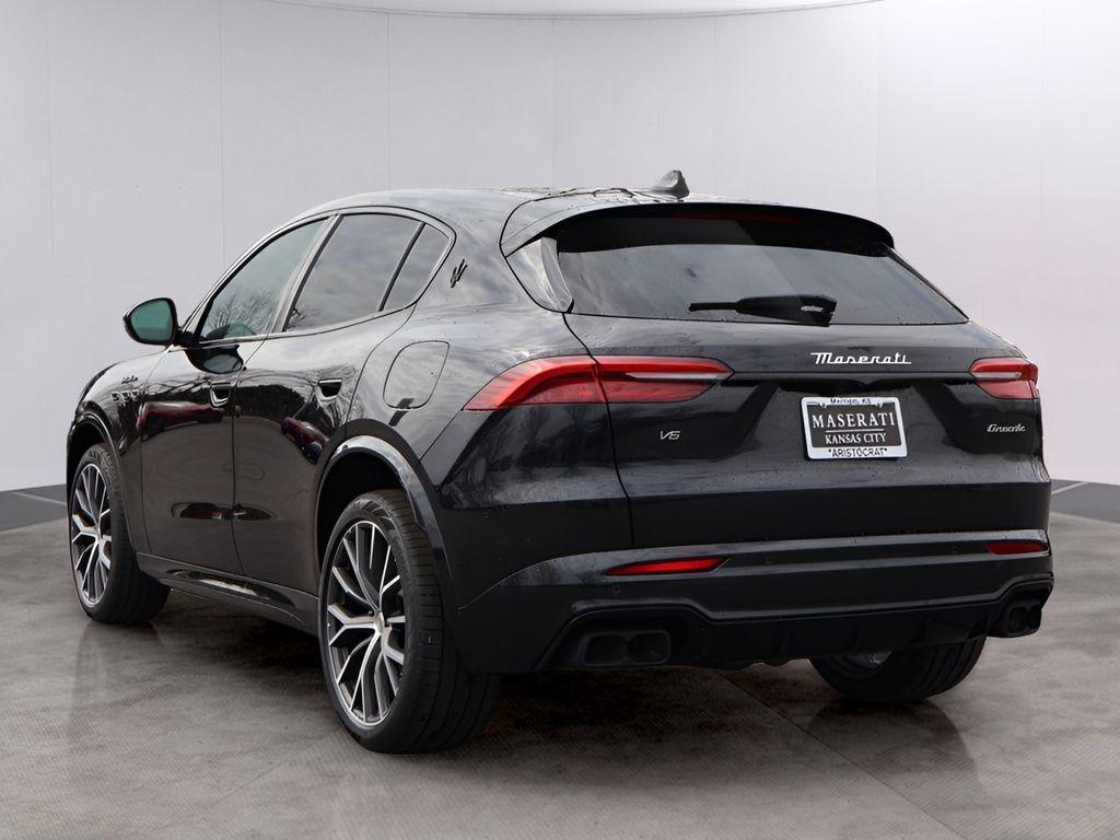 new 2026 Maserati Grecale car, priced at $96,295