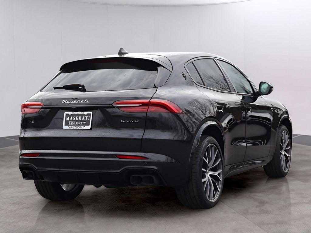 new 2026 Maserati Grecale car, priced at $96,295