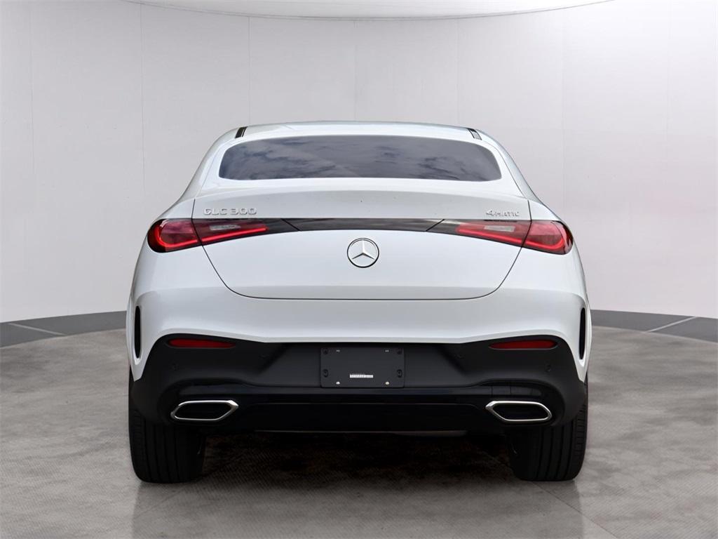 new 2025 Mercedes-Benz GLC 300 car, priced at $70,415