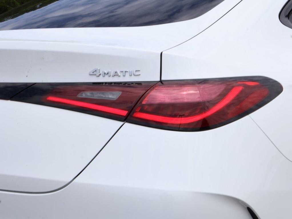 new 2025 Mercedes-Benz GLC 300 car, priced at $70,415