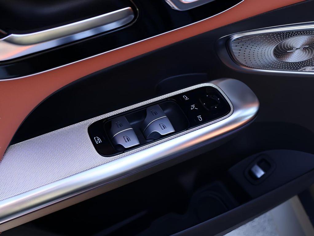 new 2026 Mercedes-Benz GLC 300 car, priced at $65,945