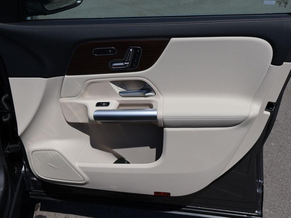 new 2026 Mercedes-Benz GLA 250 car, priced at $51,650