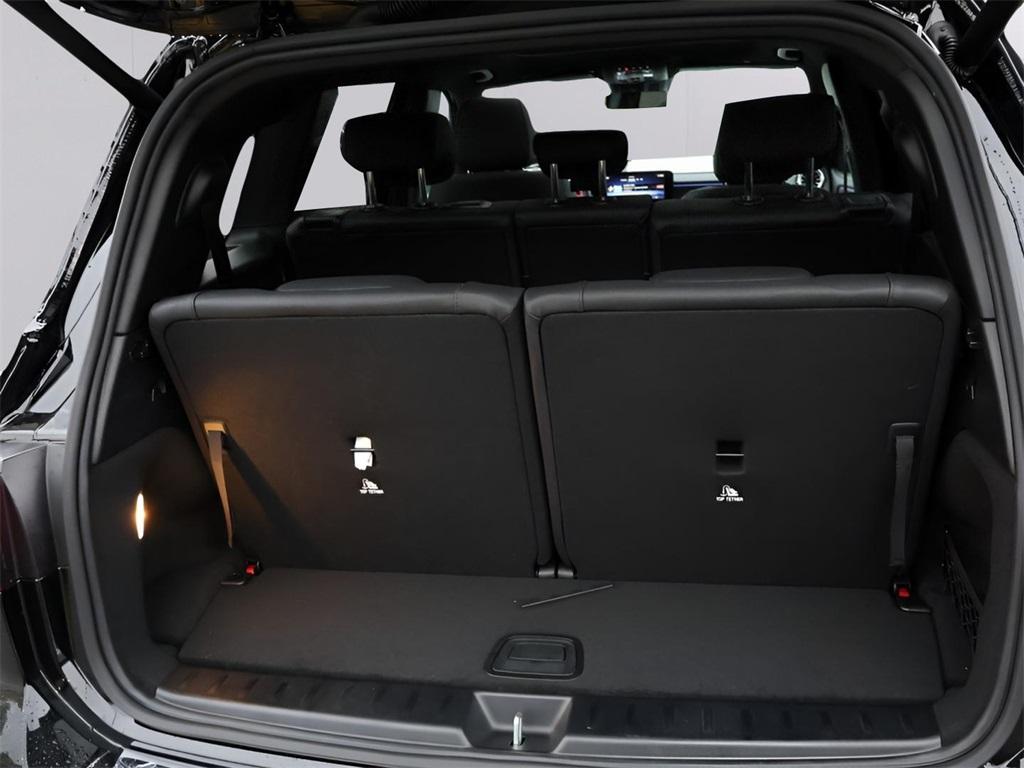 new 2026 Mercedes-Benz GLB 250 car, priced at $54,435