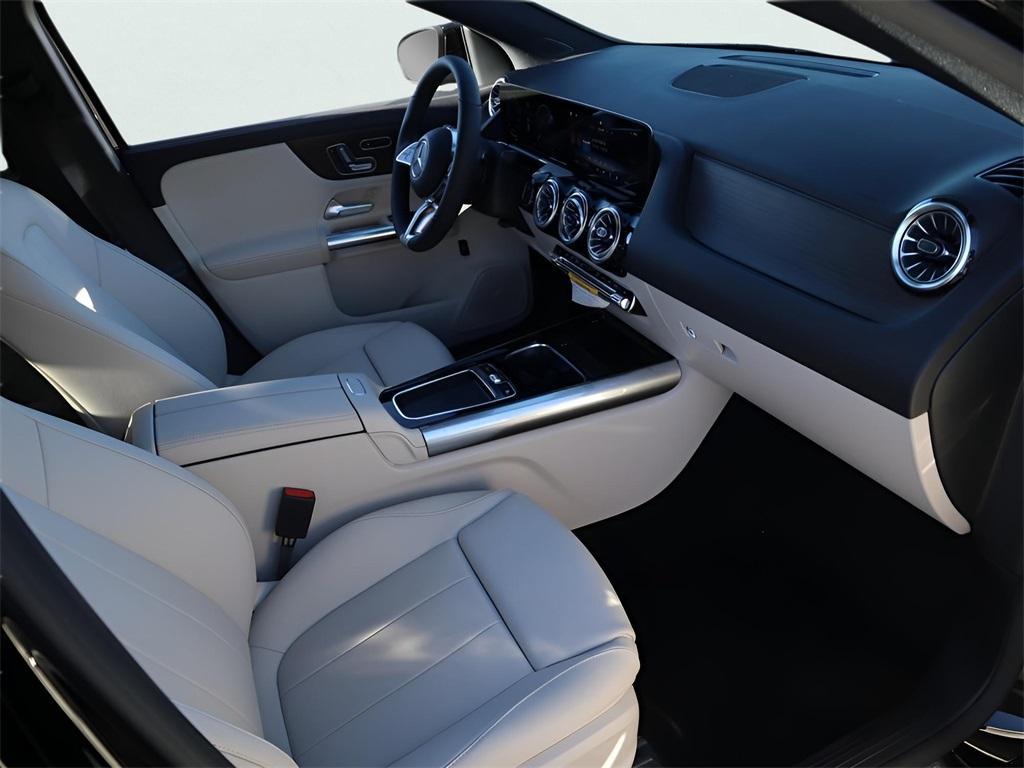 new 2026 Mercedes-Benz GLA 250 car, priced at $49,520