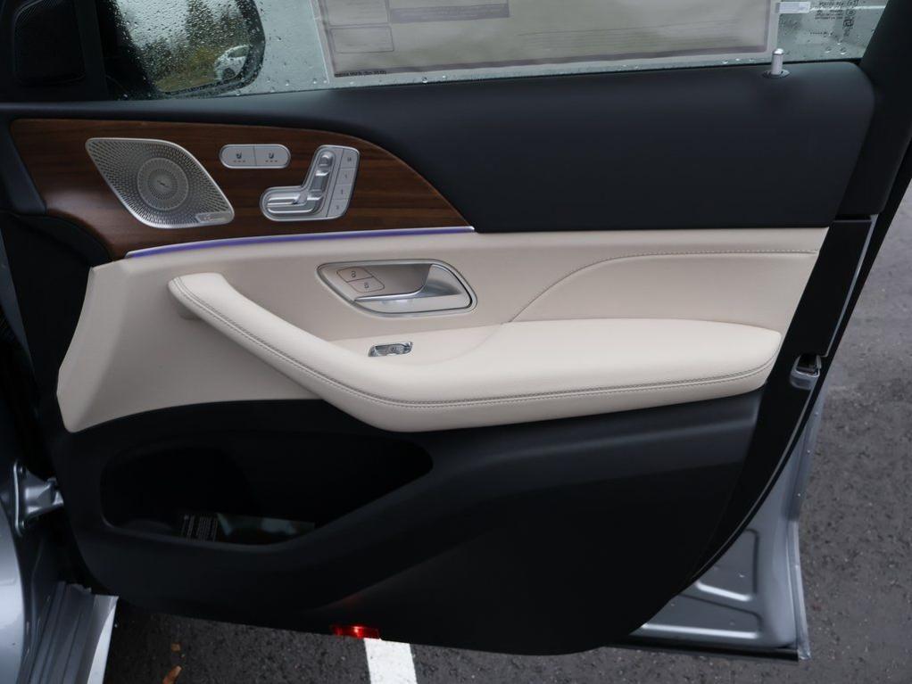 new 2026 Mercedes-Benz GLE 350 car, priced at $75,750