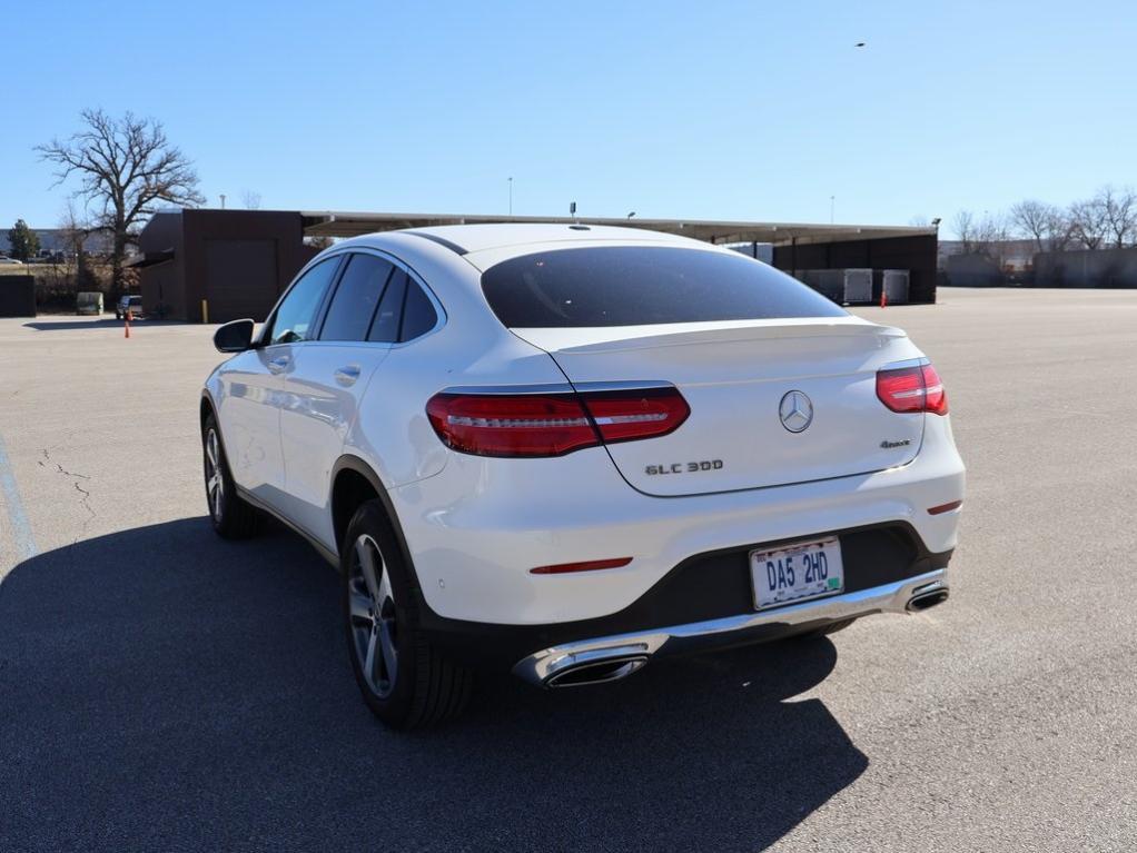 used 2019 Mercedes-Benz GLC 300 car, priced at $23,867
