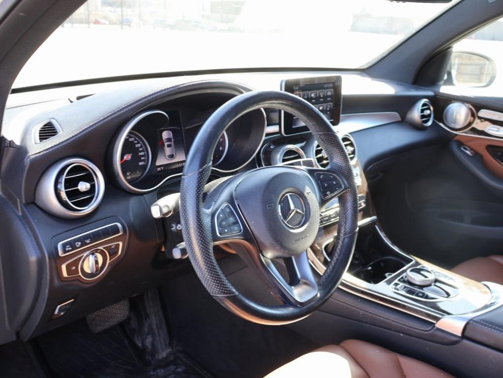 used 2019 Mercedes-Benz GLC 300 car, priced at $23,867