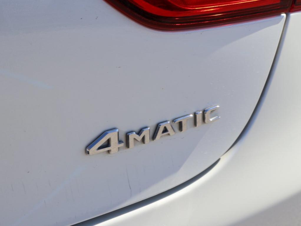 used 2019 Mercedes-Benz GLC 300 car, priced at $23,867