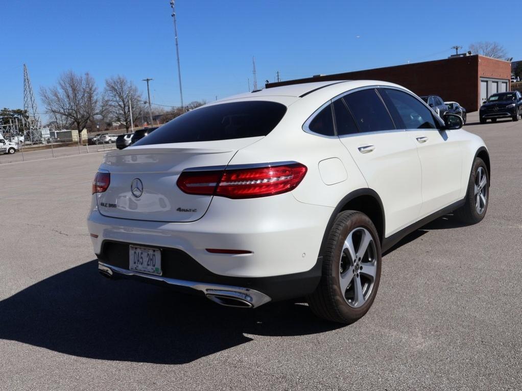 used 2019 Mercedes-Benz GLC 300 car, priced at $23,867
