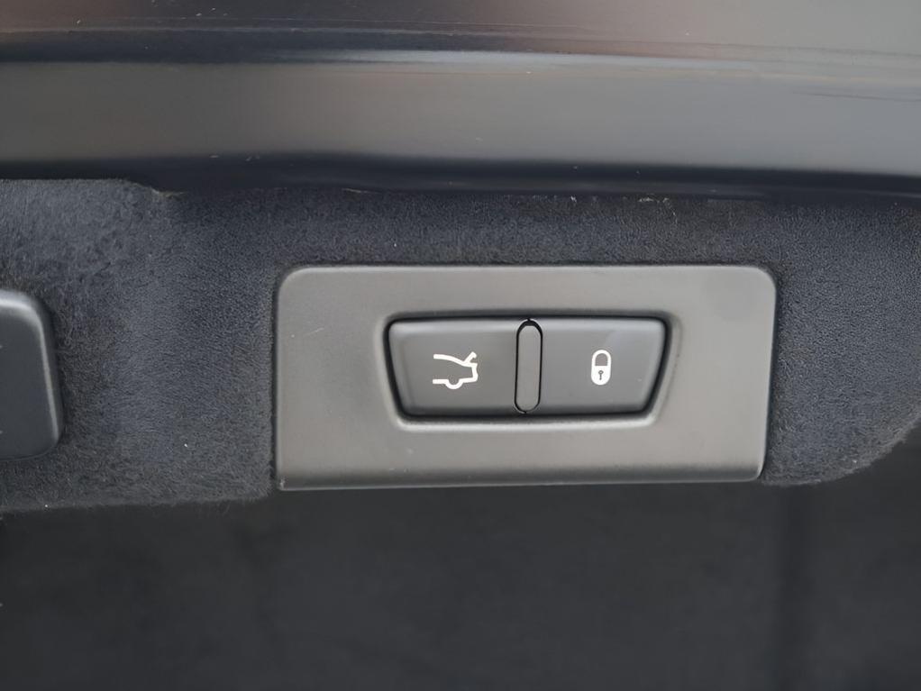 used 2018 Maserati Quattroporte car, priced at $32,577