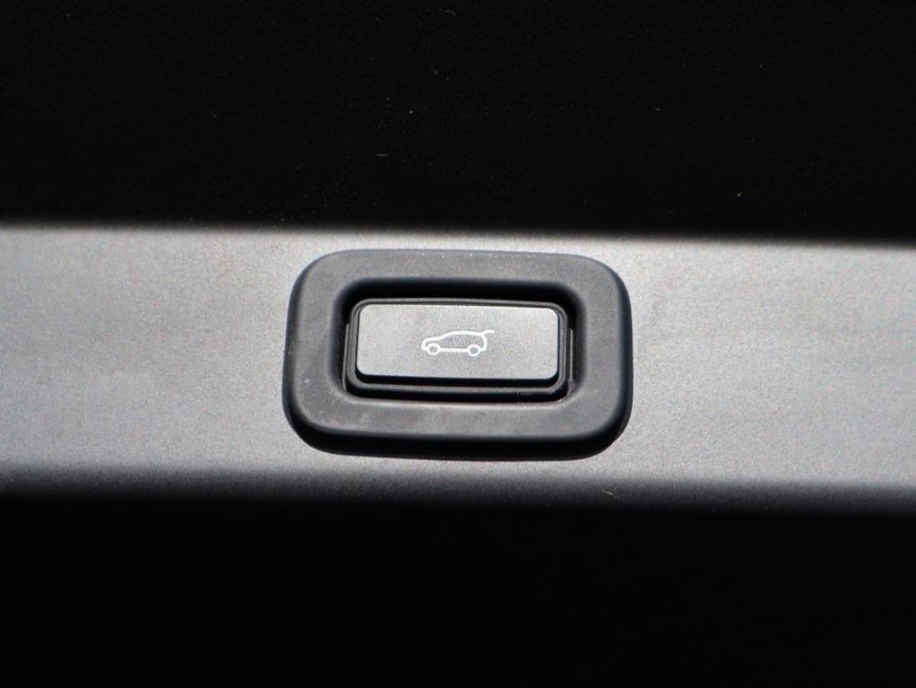 used 2023 Land Rover Range Rover Sport car, priced at $75,977